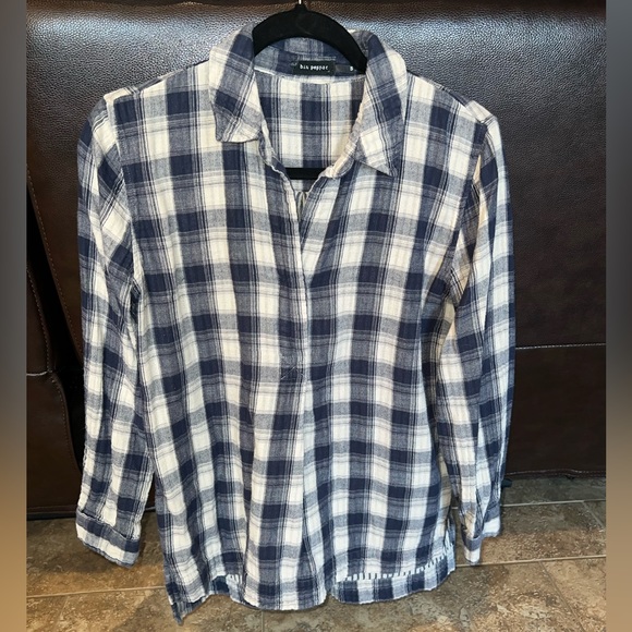 Blu Pepper plaid long sleeve shirt - Picture 1 of 6